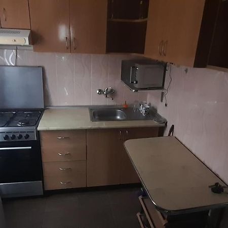 Apartament 2 Camere Deva Esterno foto