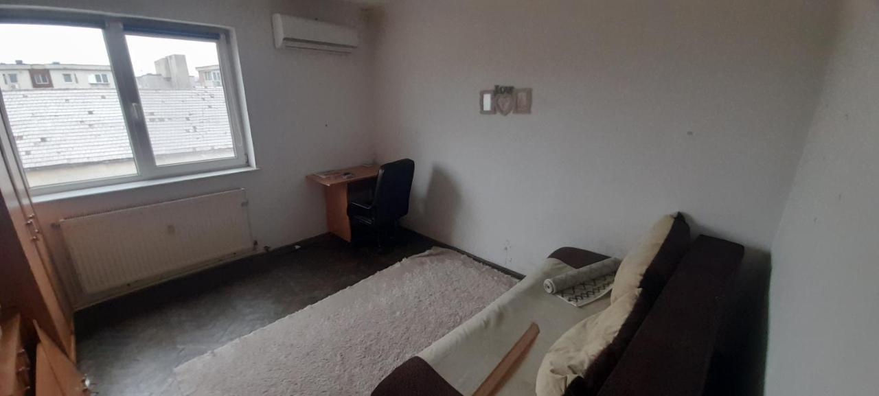 Apartament 2 Camere Deva Esterno foto